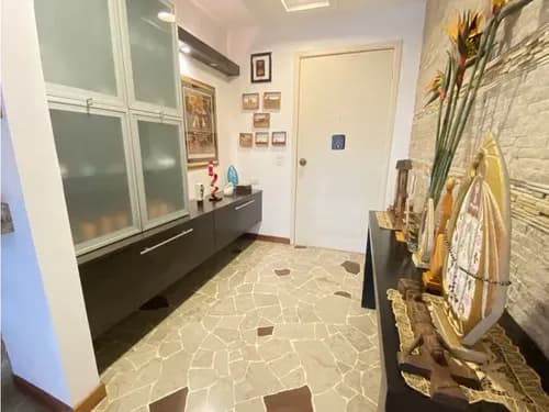 Espectacular Apartamento En Los Palos Grandes De 156m2 3h+s/2b+s/1pe