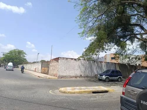 Carolina Romero Vende Oportunidad Estratégica Terreno Comercial De Alto Impacto Y Trafico En El Pueblo De San Diego. (int-093) Sólo Clientes