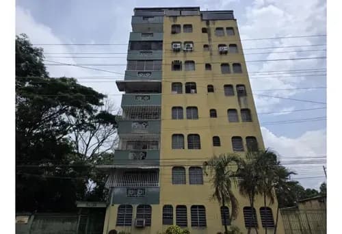 Apartamento En Venta Cerca De La Av Bolivar Valencia