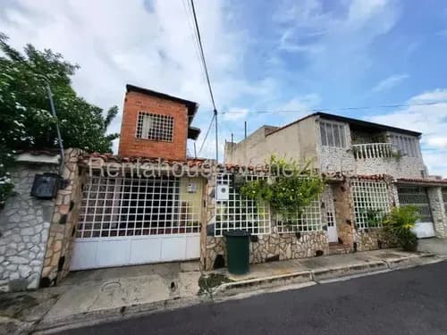 Casa En Venta Turmero Urb Valle Lindo Turmero (pozo De Agua) 26-10626 Avel