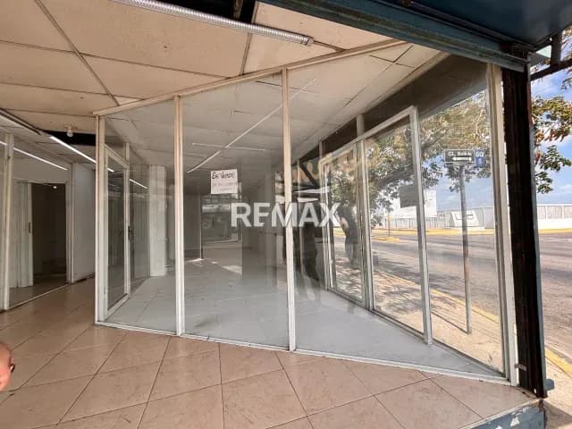 Local comercial en venta C.C Anis Richani