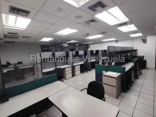 Prestigiosa Oficina En Alquiler. La California Norte # C.h