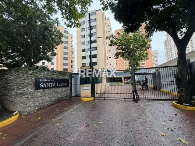 En venta apartamento en la urbanización Agua Blanca residencia santa clara
