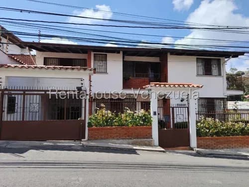 Majestuosa Casa Para Empezar El Hogar De Tus Sueños, Para El Disfrute Con Familiares Y Amigos. Mdcr. 26-15826.