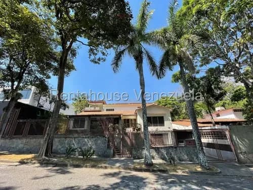 Casa En Venta En La Floresta Para Remodelar Caracas Angela Tochon