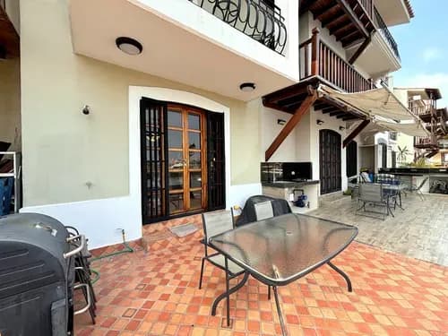 Townhouse Moderno En Pueblo Viejo Con Muelle Privado Y Terraza