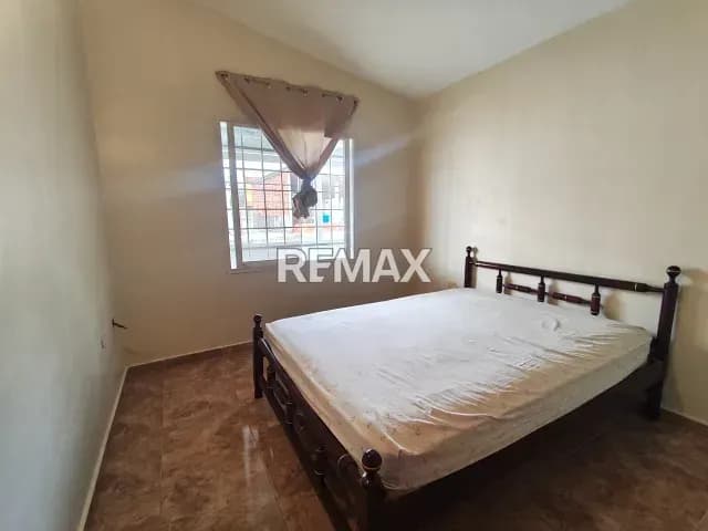HABITACIÓN EN ALQUILER CON CAMA Y DERECHO A COCINA