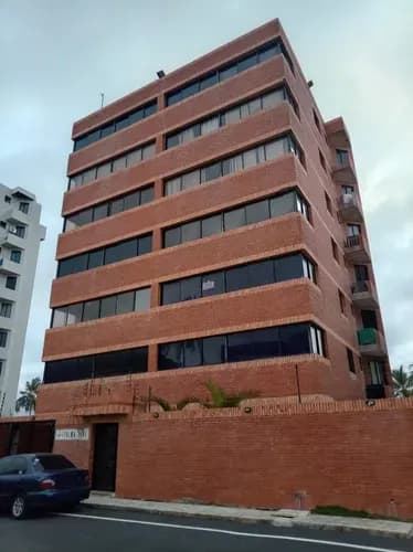 Se Ofrece Nueva Captación! Acogedor Apartamento En Tucacas Edo. Falcón, Ubicado En El Sector Silva. Posee 87 M2 Completamente Amoblado. An