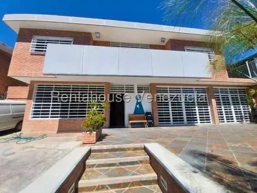 Agp Bonita Casa En Venta En Sorocaima, Terraza Con Jardín, Anexo Independiente, Calle Cerrada 26-19535