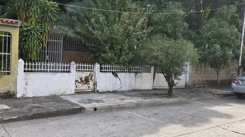 Annic Coronado Vende Casa Residencial Altamente Comercial Cerca De La Av Bolivar 319998
