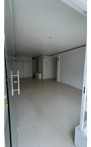 Local En El C.c Oasis Center Lecheria Al49-103lc-krod