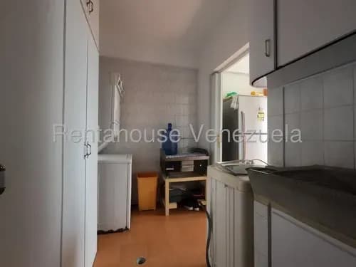 *al/lujoso Apartamento En Venta El Pedregal Barquisimeto Lara, Venezuela/ # 25-17272 / 5 D/ 5 B/ 355 M2