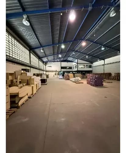 Galpon En Alquiler 904 M2 - Urb Baruta