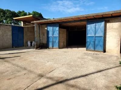 En venta Galpon-Deposito en Macho Muerto Porlamar isla de Margarita