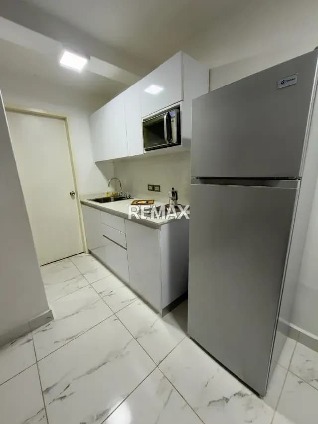 Se alquila apartamento, trigal sur, planta 100%