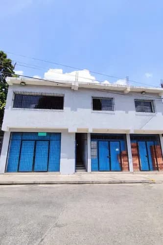 Leandro Araque Inzitu Realtors Vende Apartamento Con 2 Locales En Venta En Colinas De Girardot, Naguanagua