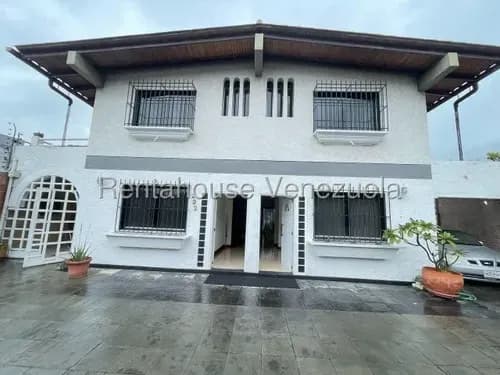 Casa En Venta El Marques 26-12746 Mc