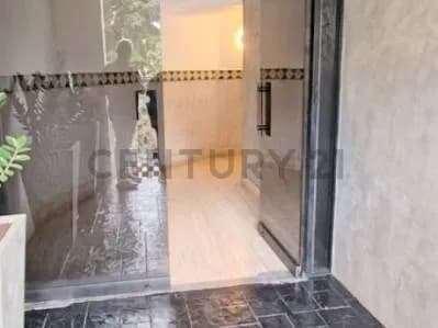 Exclusivo apartamento semi amoblado en Venta en la Urb El Parral Resd Crasqui