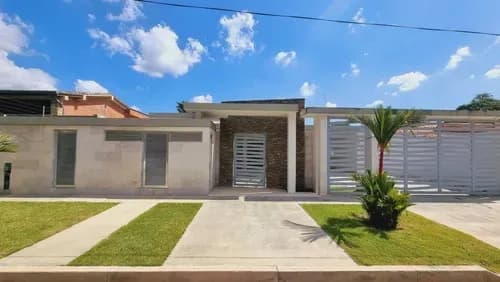 Annic Coronado Vende Casa A Estrenar En Urb. Guaparo Cód. 314649