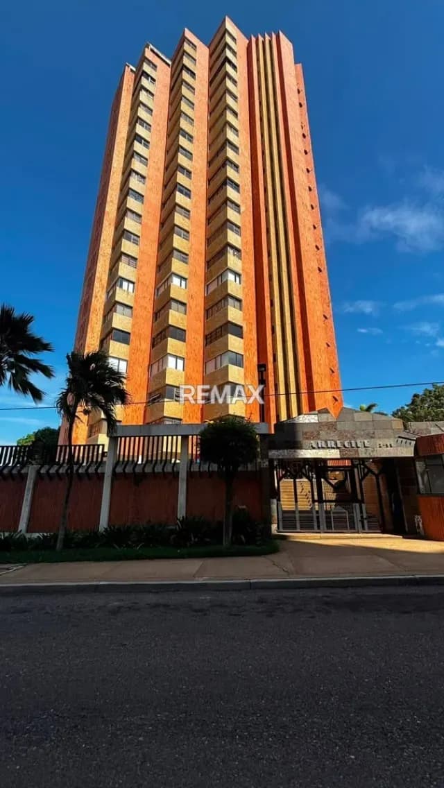 APARTAMENTO EN ALQUILER EDIFICIO ARRECIFE