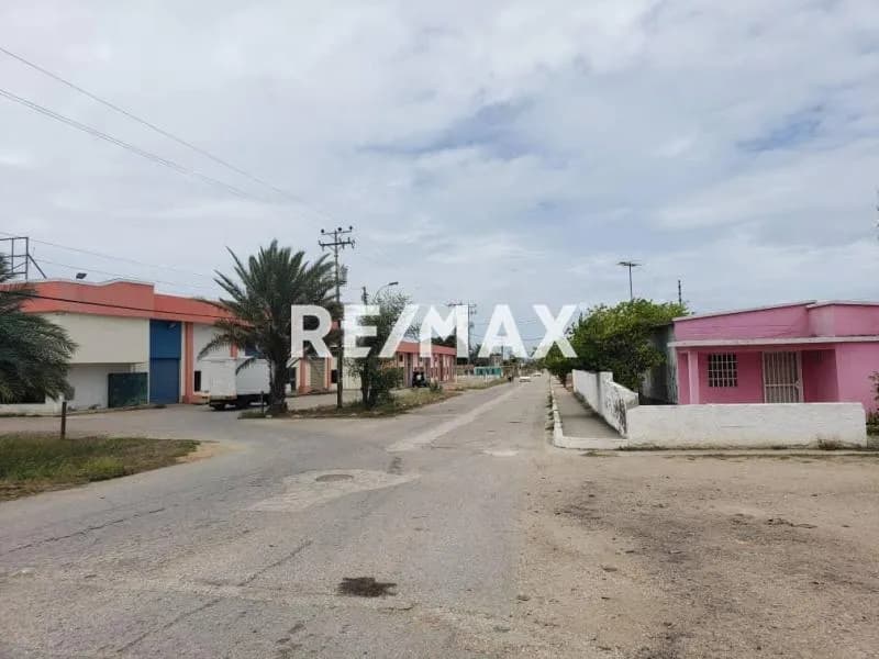 TERRENO EN VENTA, ZONA RESIDENCIAL Y COMERCIAL, SECTOR DOÑA ELISA, ISLA DE MARGARITA.