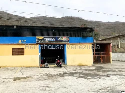 Excelente Oportunidad De Amplio Galpón En Petare 25-20539 Mcb
