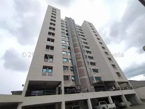 Apartamento En Venta En El Centro Lujoso 24-1534 Holder
