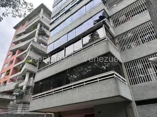 Amplio Apartamento Tipo Penthouse Amoblado Con Gran Terraza En Venta. Urb. La Florida.