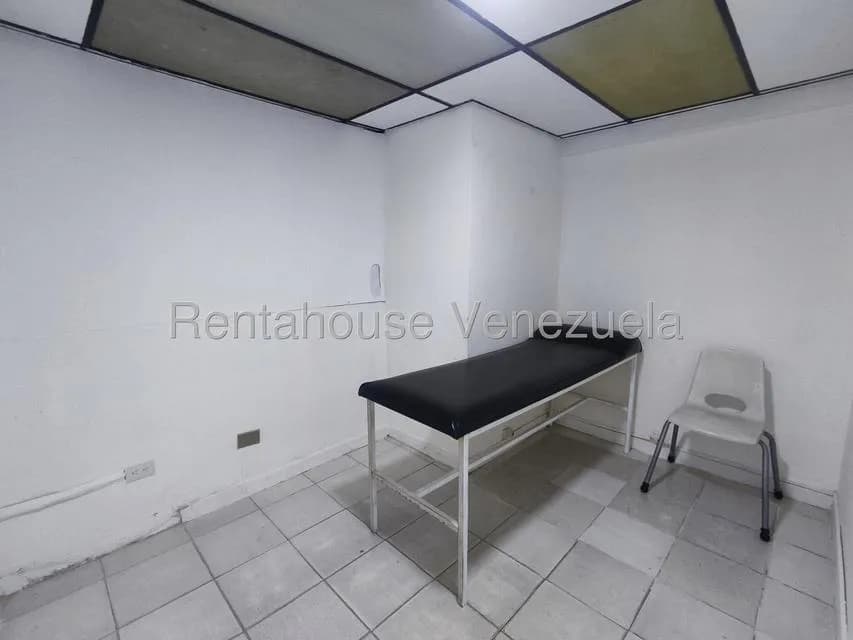 Comercial (Consultorio Medico) en Alquiler en Los Caobos, Distrito Metropolitano