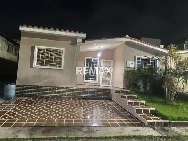 Casa en Venta Urbanizacion Prados del Golf II - Cabudare