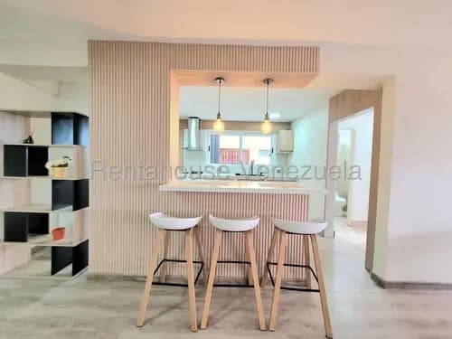 Apartamento En Alquiler En Zona Este Nueva Segovia Barquisimeto Jrh
