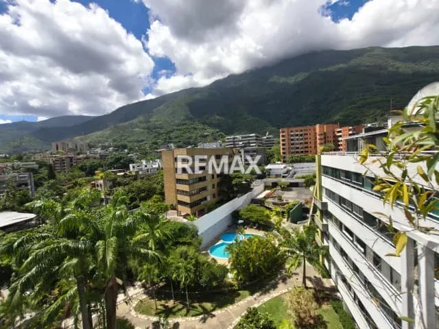 Alquiler de Penthouse Duplex en los Palos Grandes