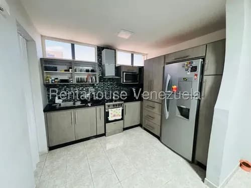 Venta En La Floresta Lindo Y Acogedor Apartamento Barquisimeto,lara # 26-20547 Gm