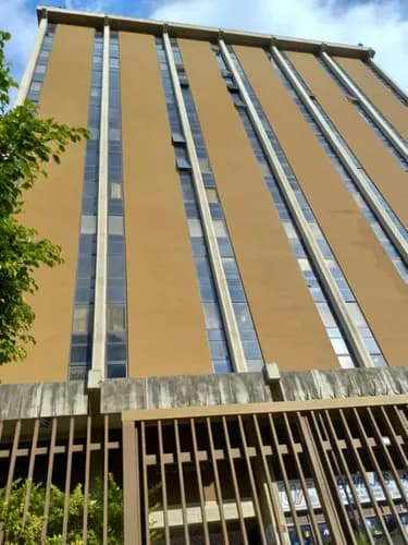 Oficina En Venta Centro Profesional La Urbina. Km