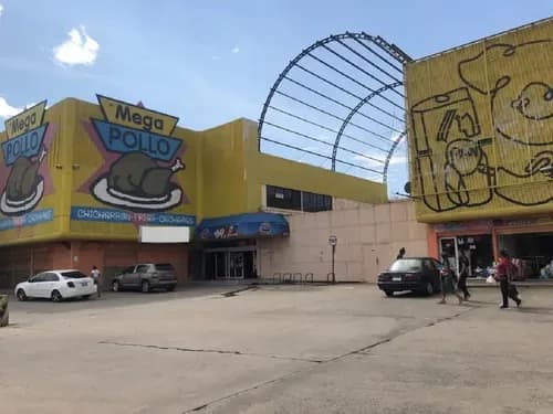 Alquiler Local Comercial - Parque Valencia - C.c. Megamercado - 500 M2