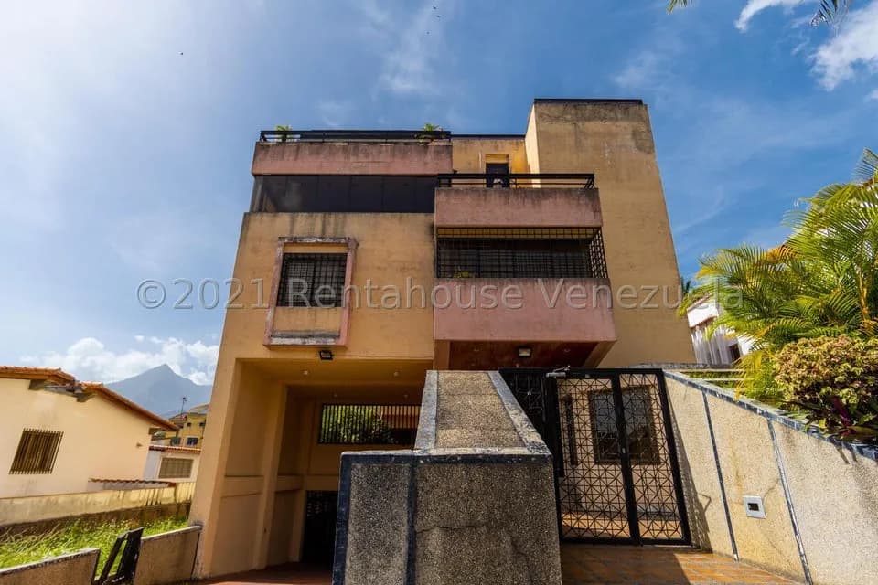 Apartamento (Duplex) en Venta en Miranda, Distrito Metropolitano