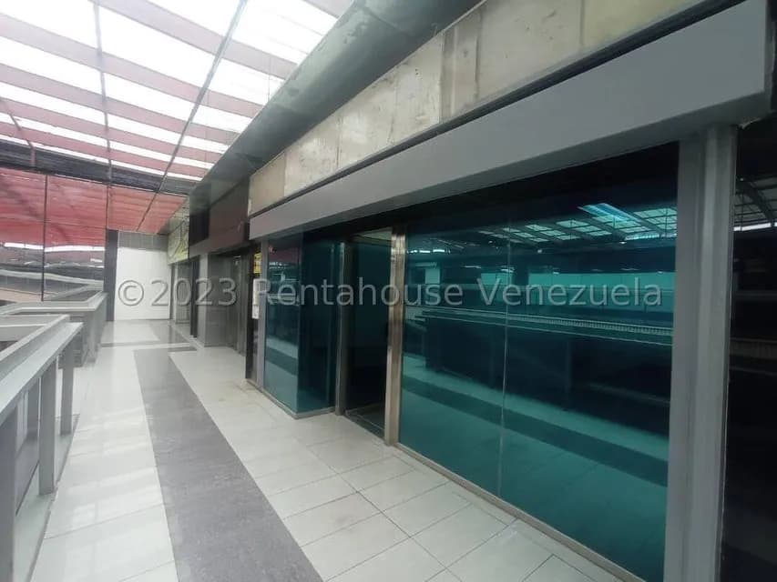Comercial (Local Comercial) en Venta en Avenida Bolivar Norte, Carabobo