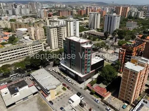 Maritza Lucena Alquila Amplia Oficina A Estrenar Al Este De Barquisimeto, Cód. 26-802, Ideal Para Emprender O Expandir Tu Negocio.