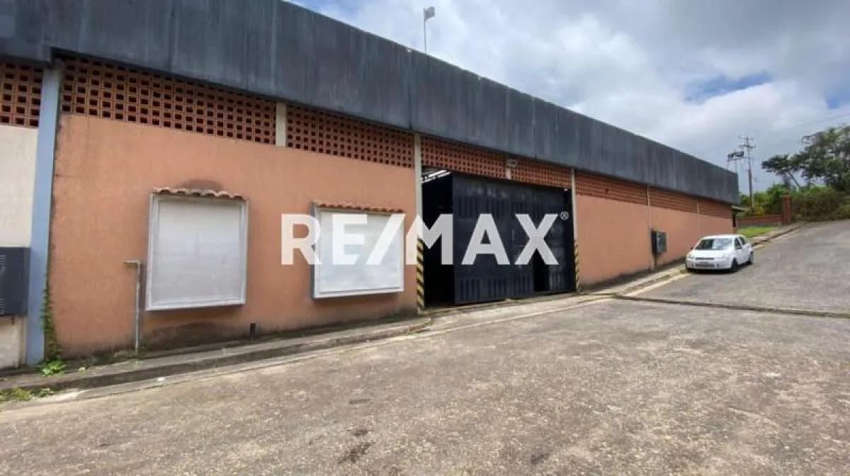GALPON EN VENTA ZONA INDUSTRIAL DE PARAMILLO