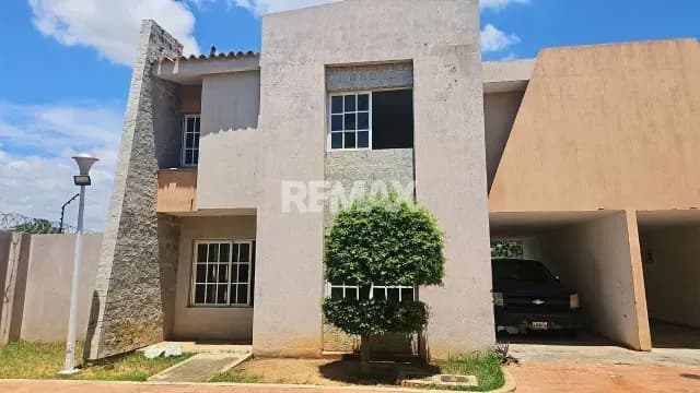 Townhouse en Villa Arcoíris, Milagro Norte. En Venta