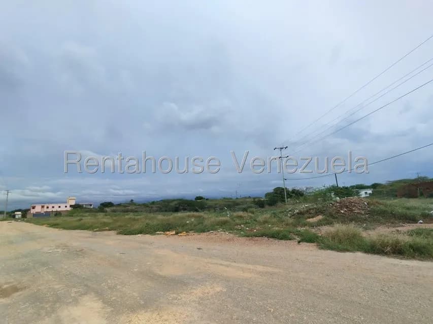 Terreno (Comercial) en Venta en Santa Elena, Falcon