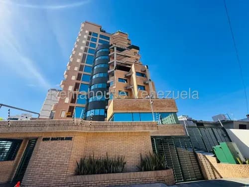 Vendo Lujoso Apartamento En Urbanización La Soledad (don Bartolomé), Código 26-10442 Cm Leer Descripción