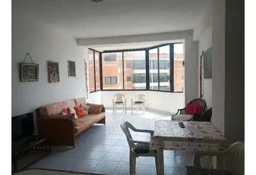 Espacioso Apartamento En Chichiriviche, A Orilla Del Mar. Planta 100%