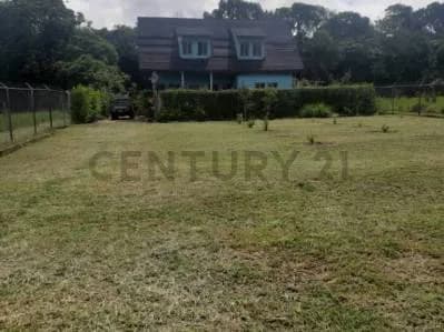 Se ofrece para la Venta Cómoda y bella casa tipo Chalet en Santa Elena de Uairen