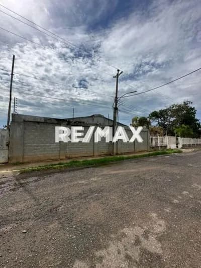 Local Comercial en venta en Maracaibo, Zulia, VEN - $700k