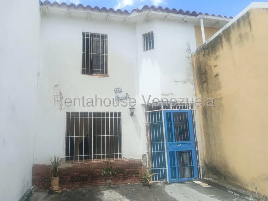 Casa (Duplex) en Venta en Las Mesetas, Miranda