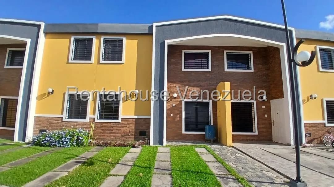 Casa (Duplex) en Venta en Centro, Lara