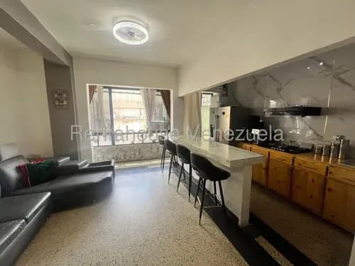 Bello Apartamento En Venta En Chacao En La Av Francisco De Miranda 26-14780