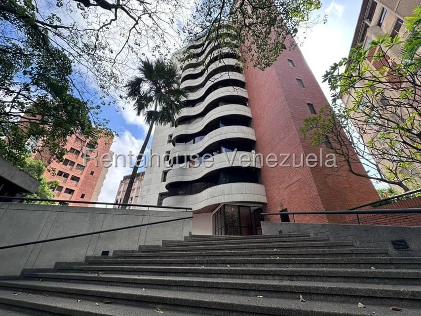 Apartamento (Penthouse) en Venta en La Florida, Distrito Metropolitano