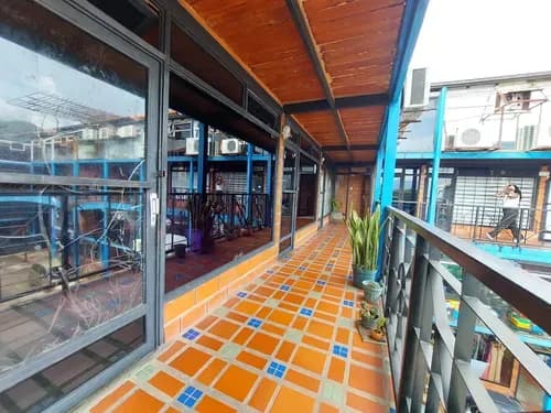 Venta De Local Comercial En C.c. Paseo Las Cumbres - Barrio Obrero
